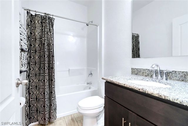 2118 SW 25th TER, Cape Coral, FL 33914