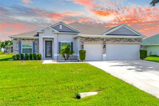 2118 SW 25th TER, Cape Coral, FL 33914