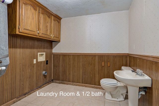 3839 N Stewart Avenue, Springfield, MO 65803