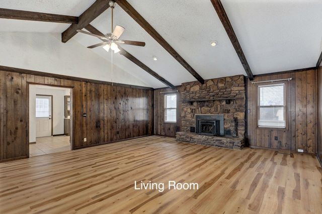 3839 N Stewart Avenue, Springfield, MO 65803