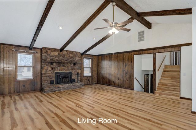 3839 N Stewart Avenue, Springfield, MO 65803