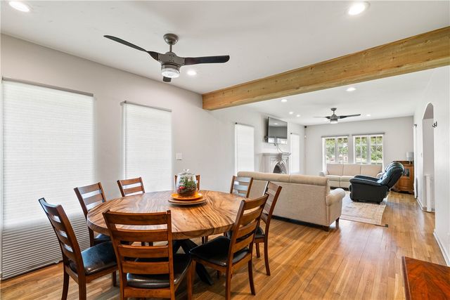 1401 Omohundro St, Rockport, TX 78382