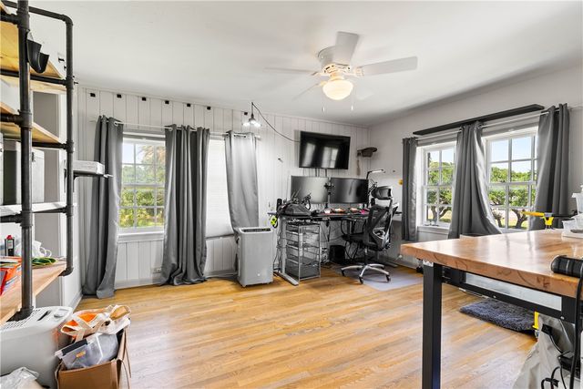 1401 Omohundro St, Rockport, TX 78382