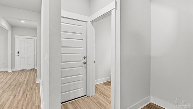 8601 Russellcross Blvd, Pensacola, FL 32507