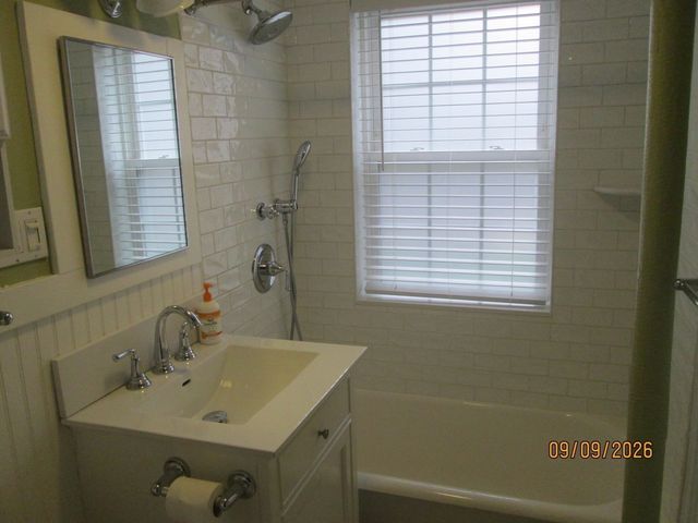 298 Main St. 12, Wakefield, MA 01880