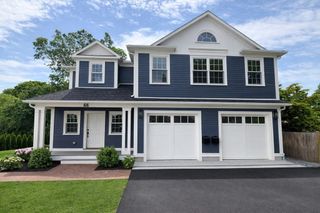 66 Pleasant Street 2, Marblehead, MA 01945