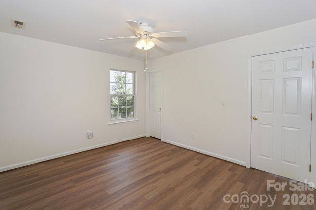 2485 Acadia Court, Kannapolis, NC 28083