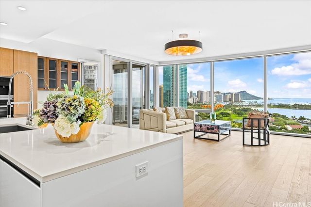 1118 Ala Moana Boulevard 1606, Honolulu, HI 96814