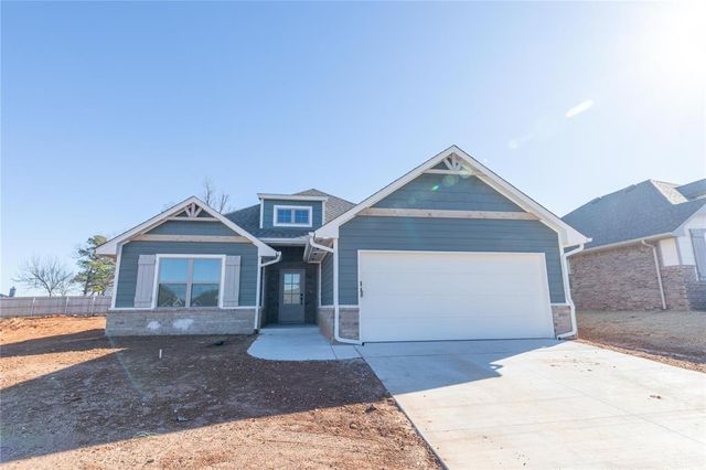 3104 Warwick Way, Moore, OK 73160