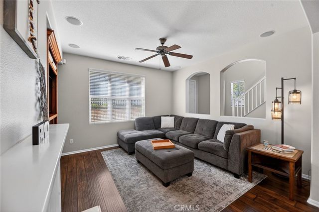 35715 Plume Ln, Murrieta, CA 92562