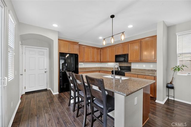 35715 Plume Ln, Murrieta, CA 92562