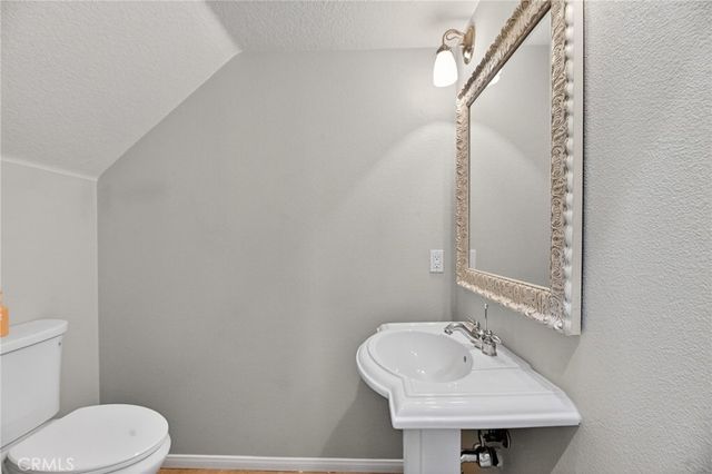 35715 Plume Ln, Murrieta, CA 92562