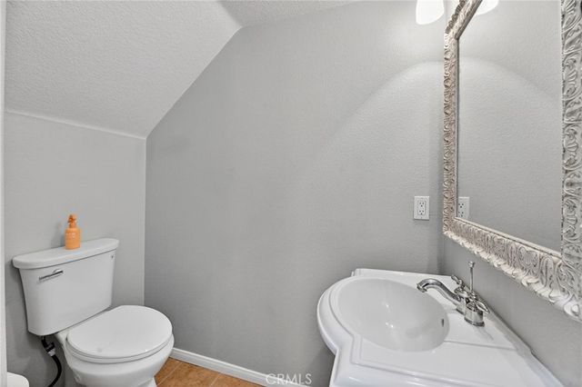 35715 Plume Ln, Murrieta, CA 92562