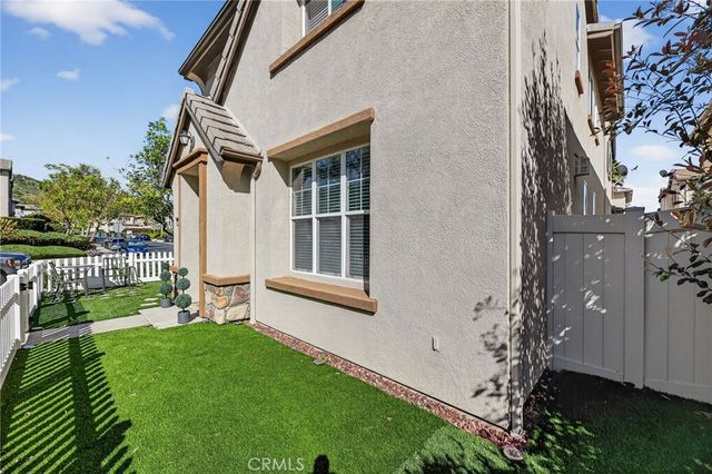 35715 Plume Ln, Murrieta, CA 92562