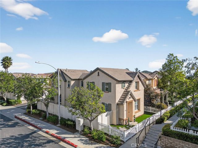 35715 Plume Ln, Murrieta, CA 92562