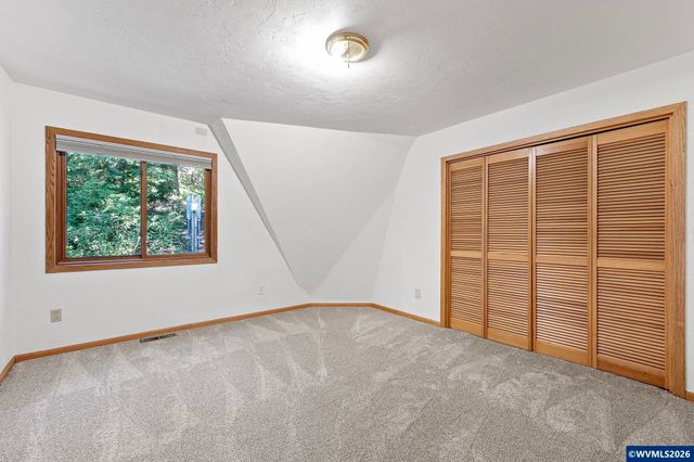 7210 NW Grandview Dr, Corvallis, OR 97034