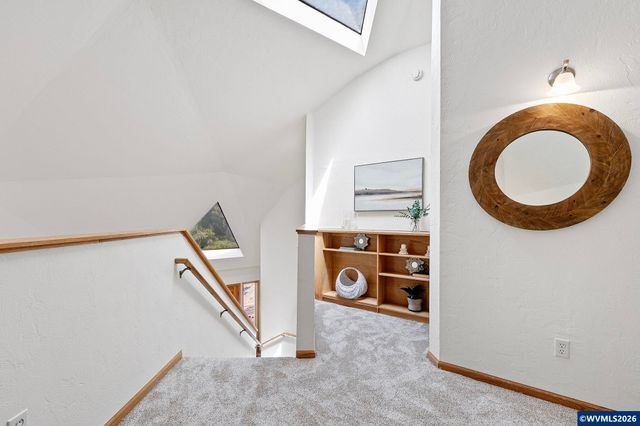 7210 NW Grandview Dr, Corvallis, OR 97034