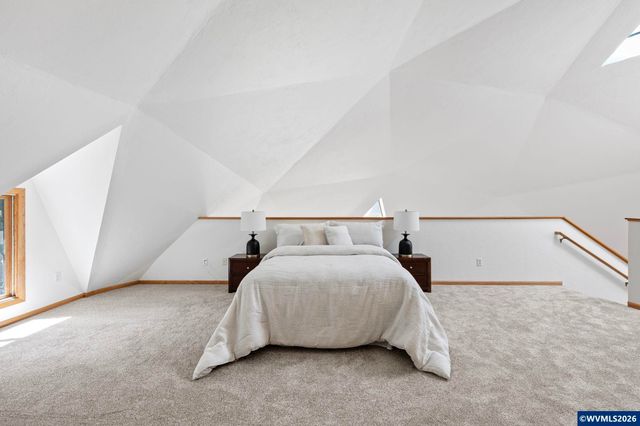 7210 NW Grandview Dr, Corvallis, OR 97034