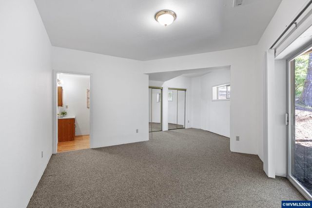 7210 NW Grandview Dr, Corvallis, OR 97034