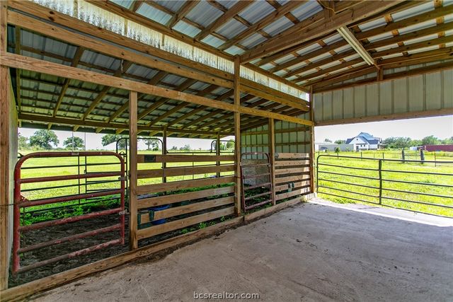 8137 CR 201, Somerville, TX 77879