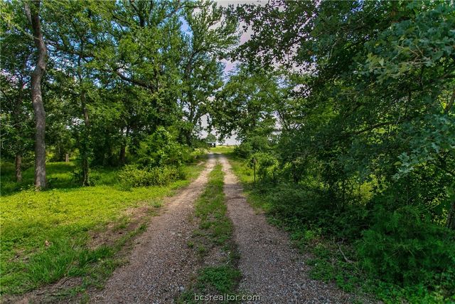 8137 CR 201, Somerville, TX 77879