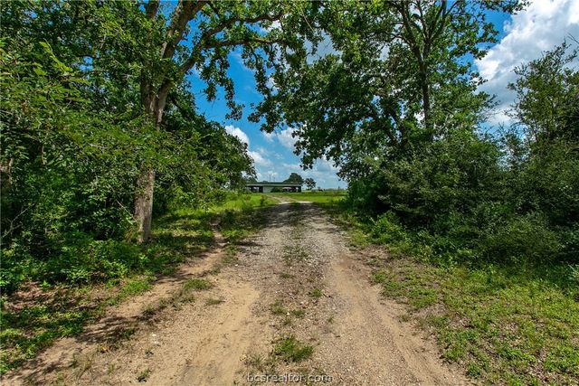 8137 CR 201, Somerville, TX 77879