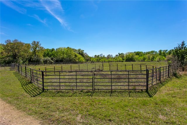 8137 CR 201, Somerville, TX 77879