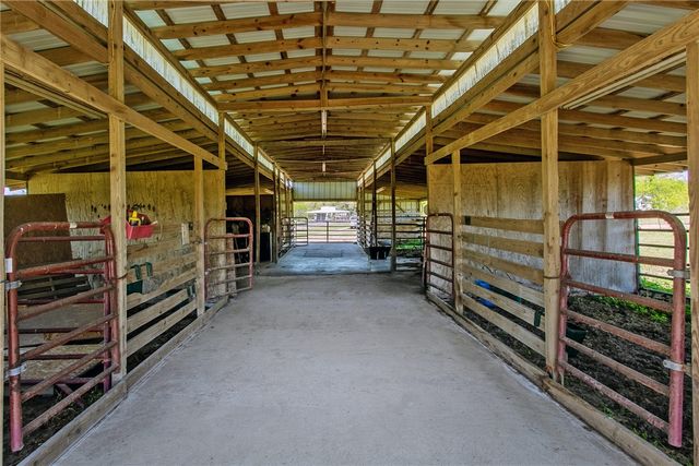 8137 CR 201, Somerville, TX 77879