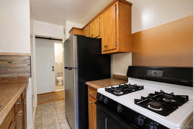 99-35 59th Avenue 4k, Corona, NY 11368