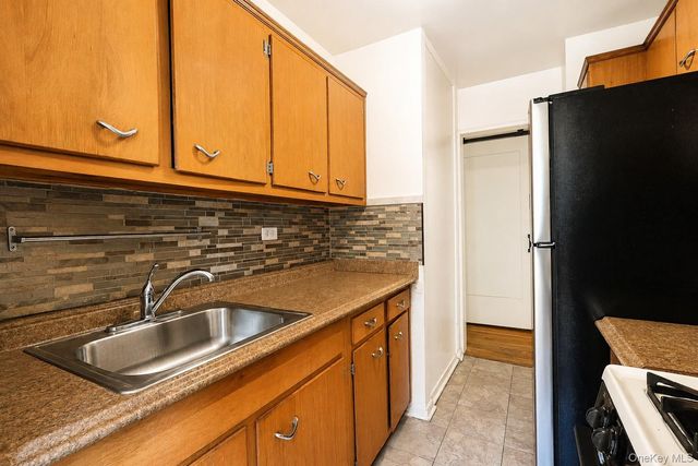 99-35 59th Avenue 4k, Corona, NY 11368