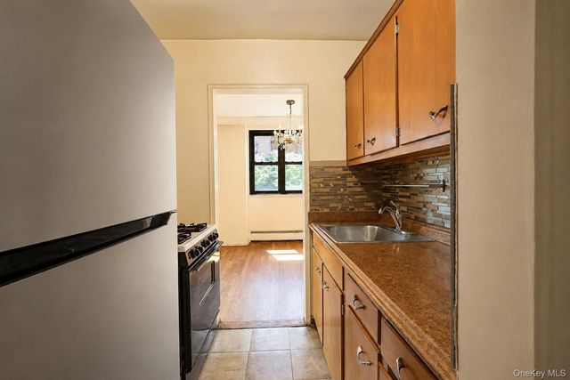 99-35 59th Avenue 4k, Corona, NY 11368