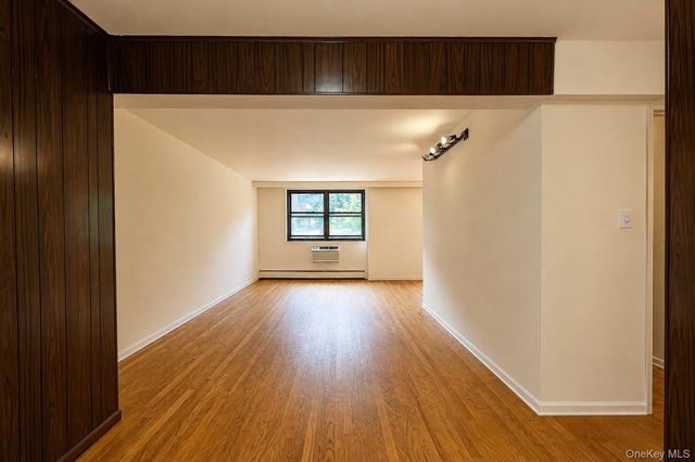 99-35 59th Avenue 4k, Corona, NY 11368