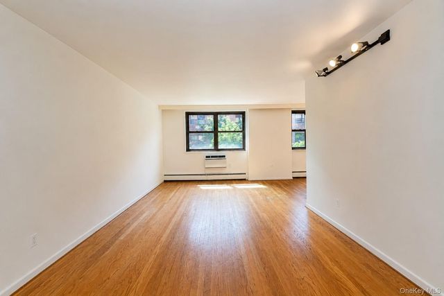 99-35 59th Avenue 4k, Corona, NY 11368
