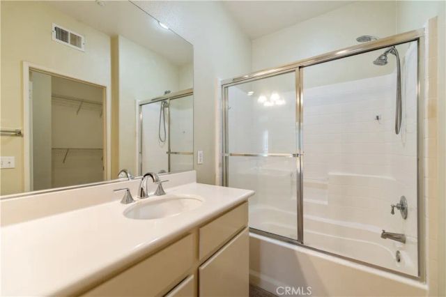 31 Bradford, Irvine, CA 92602