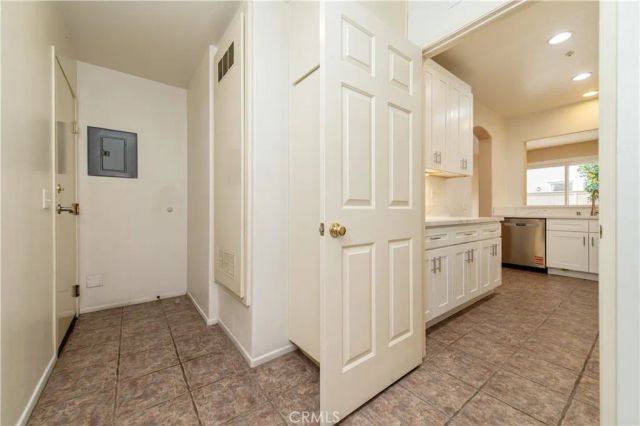 31 Bradford, Irvine, CA 92602