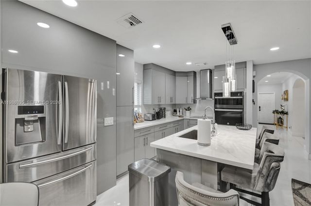 4220 NW 62nd Ct, Coconut Creek, FL 33073