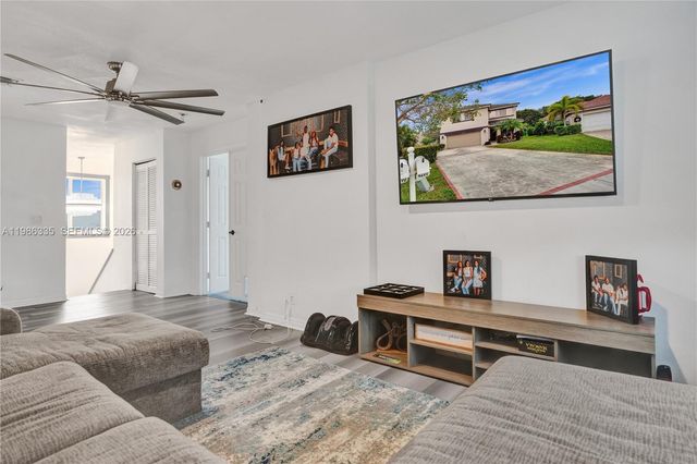 4220 NW 62nd Ct, Coconut Creek, FL 33073