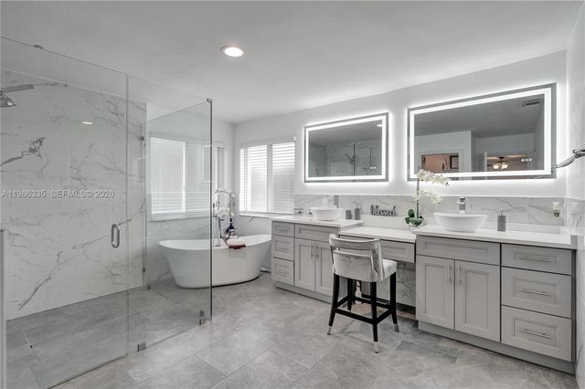 4220 NW 62nd Ct, Coconut Creek, FL 33073