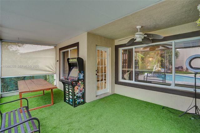 4220 NW 62nd Ct, Coconut Creek, FL 33073