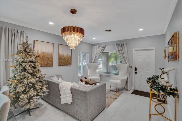 4220 NW 62nd Ct, Coconut Creek, FL 33073