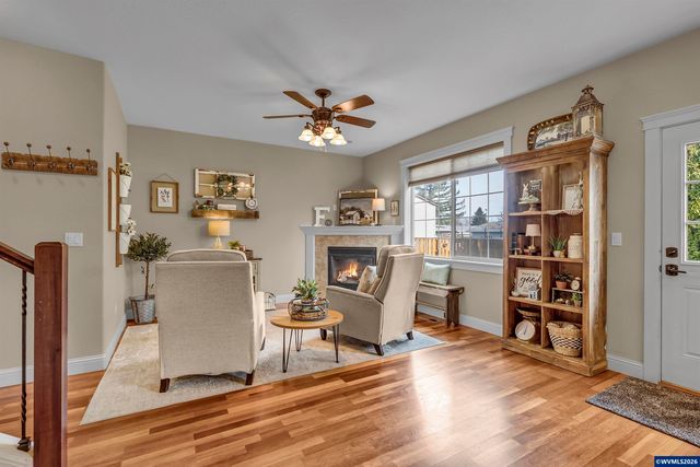 5252 9th Ct SE, Salem, OR 97306