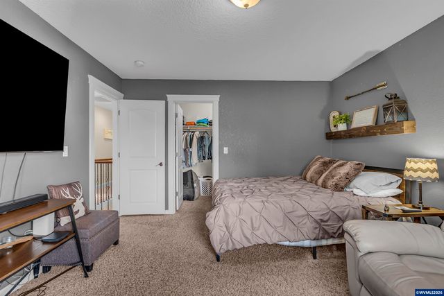 5252 9th Ct SE, Salem, OR 97306