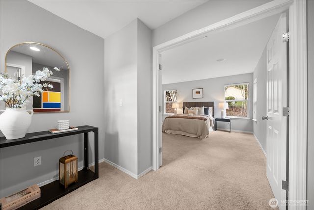 24034 SE 20th Street, Sammamish, WA 98075