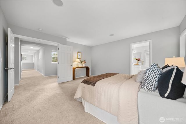 24034 SE 20th Street, Sammamish, WA 98075