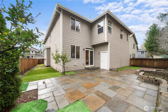 24034 SE 20th Street, Sammamish, WA 98075