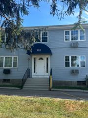 103 Horse Pond Road D, Salem, CT 06420