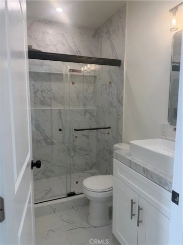 1431 Montgomery B, Glendale, CA 91202