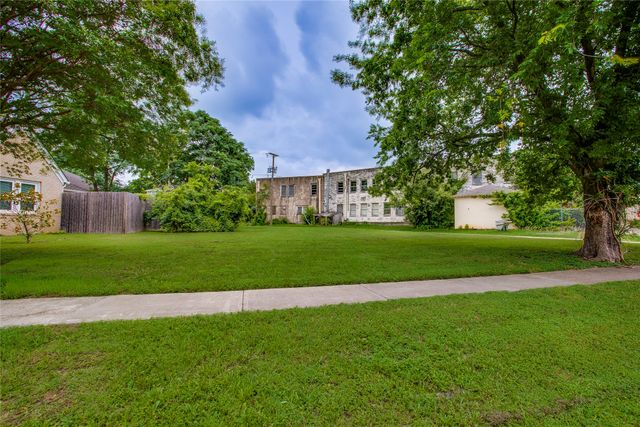 1226 Brunner Avenue, Dallas, TX 75224