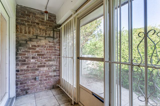 5007 Arbor Ridge, San Antonio, TX 78228