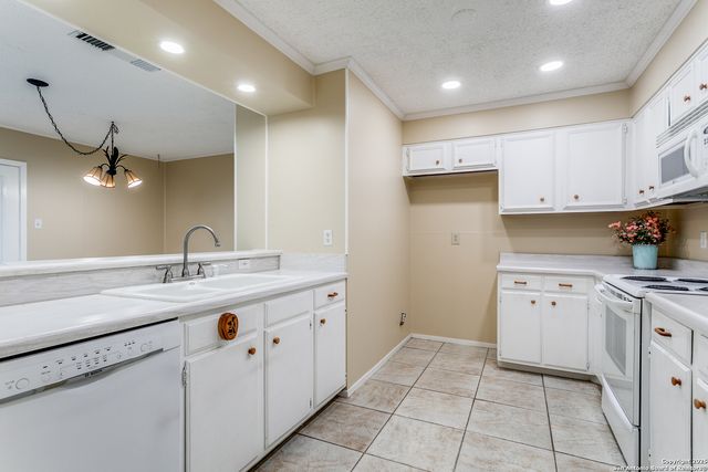 5007 Arbor Ridge, San Antonio, TX 78228